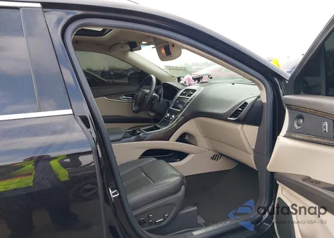 2020 Lincoln Nautilus Reserve z USA, uszkodzony, nr VIN 2LMPJ6K95LBL23232